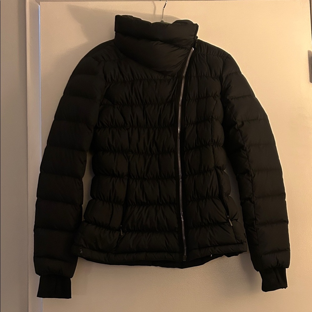 Athleta Women's Black Puffer Jacket